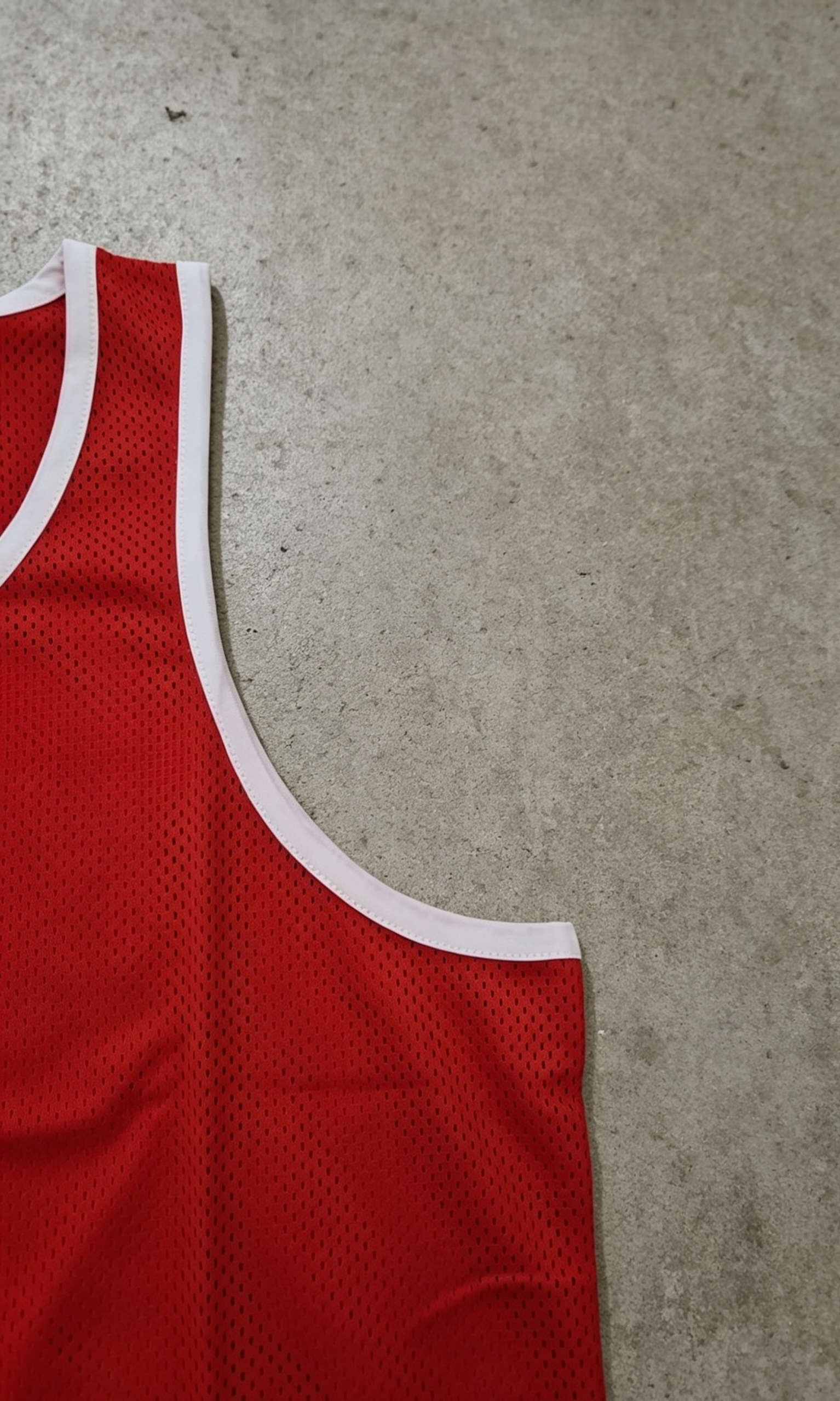 Mesh basketball vest